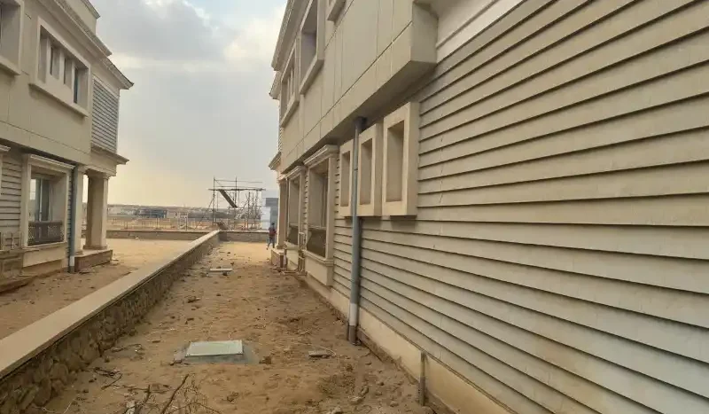 MV Hyde Park New cairo