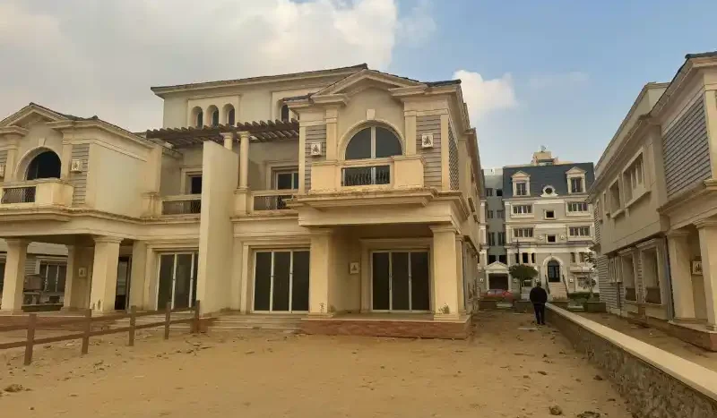 MV Hyde Park New cairo