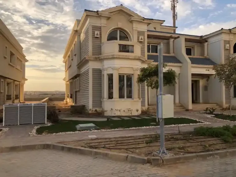 ماونتن فيو هايد بارك توين هاوس فيلا