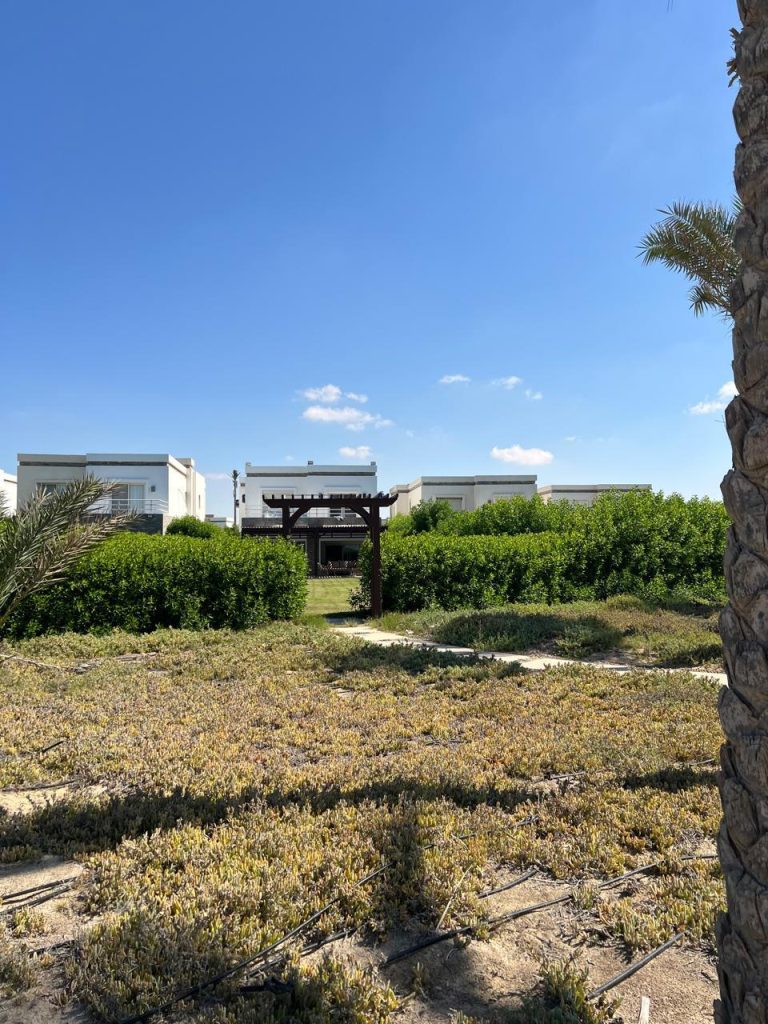 امواج ستاند الون فيلا