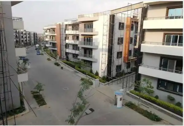 تاج تاور 2 دور اول تجاري