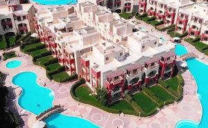 لاسيرينا ميني ايجيبت العين السخنة